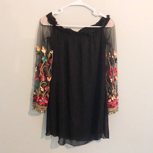 Black, floral off the shoulder dress - Picture 2 of 3